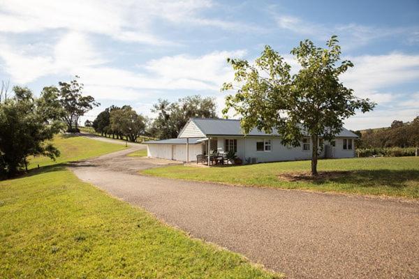 Audrey Wilkinson Vineyard Guest House Pokolbin Exterior photo