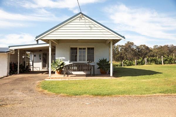 Audrey Wilkinson Vineyard Guest House Pokolbin Exterior photo